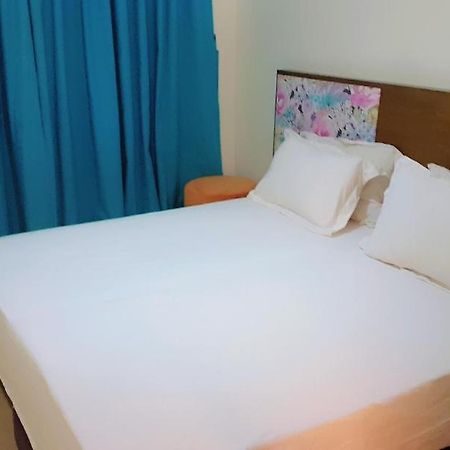 Appartement De Haut Standing. マラケシュ エクステリア 写真