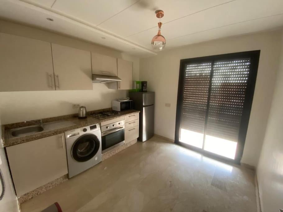 Appartement De Haut Standing. マラケシュ エクステリア 写真